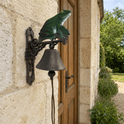 Große Türglocke aus Gusseisen mit grünem Frosch