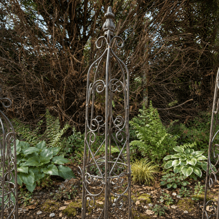 Obélisque tuteur de jardin en métal à volutes – 3 tailles