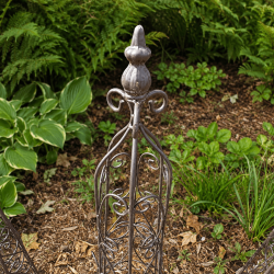 Obélisque tuteur de jardin en métal à volutes – 3 tailles