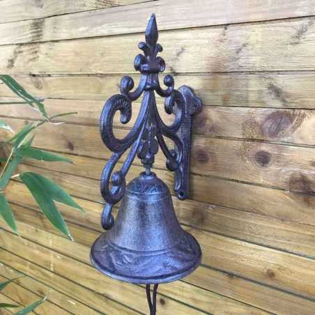 Tür-, Garten- und Torglocke mit Arabesken und Lilienmotiv aus Gusseisen, Seitenansicht