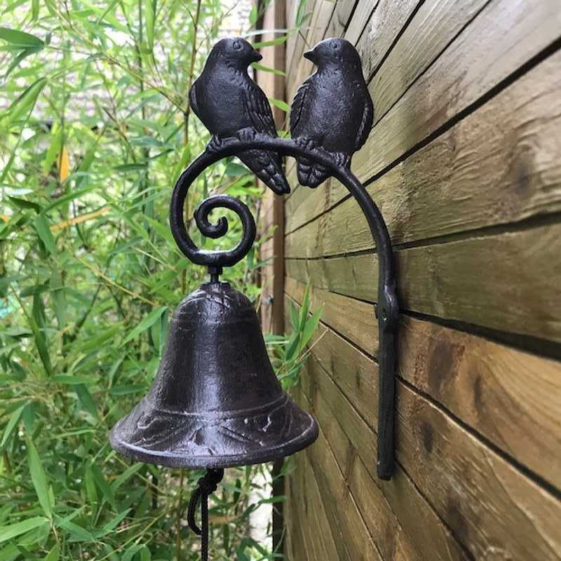 Glocke für ein Vogelpaar, Gusseisenklingel