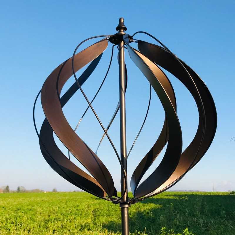 Dekorative Gartenwindmühle aus braun patiniertem Eisen, Modell CHATEAUDUN