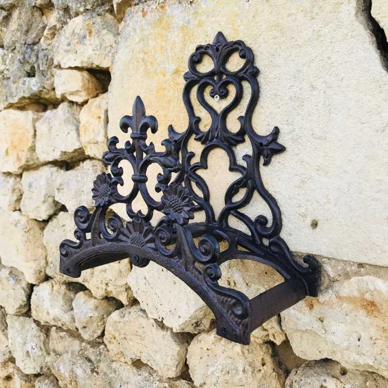 Wandhalterung für Gartenschläuche aus braunem Gusseisen, Höhe 31 cm