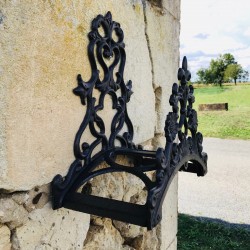 Wandhalterung für Gartenschläuche aus braunem Gusseisen, Höhe 31 cm