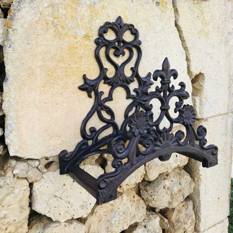Wandhalterung für Gartenschläuche aus braunem Gusseisen, Höhe 31 cm