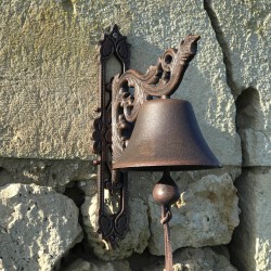 Große Gusseisen-Glocke für die Tür H 34 cm mit Arabesken-Motiv