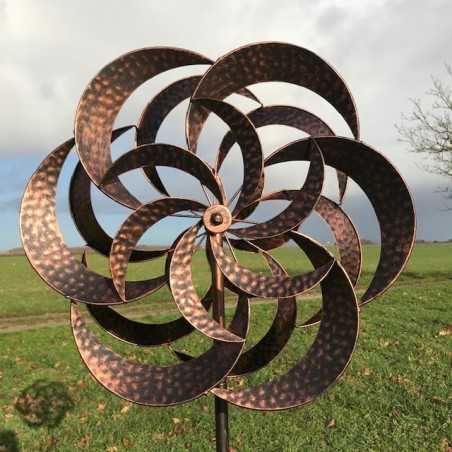 Gartenwindrad Mongenan mit zwei gegenläufig drehenden Flügelrädern