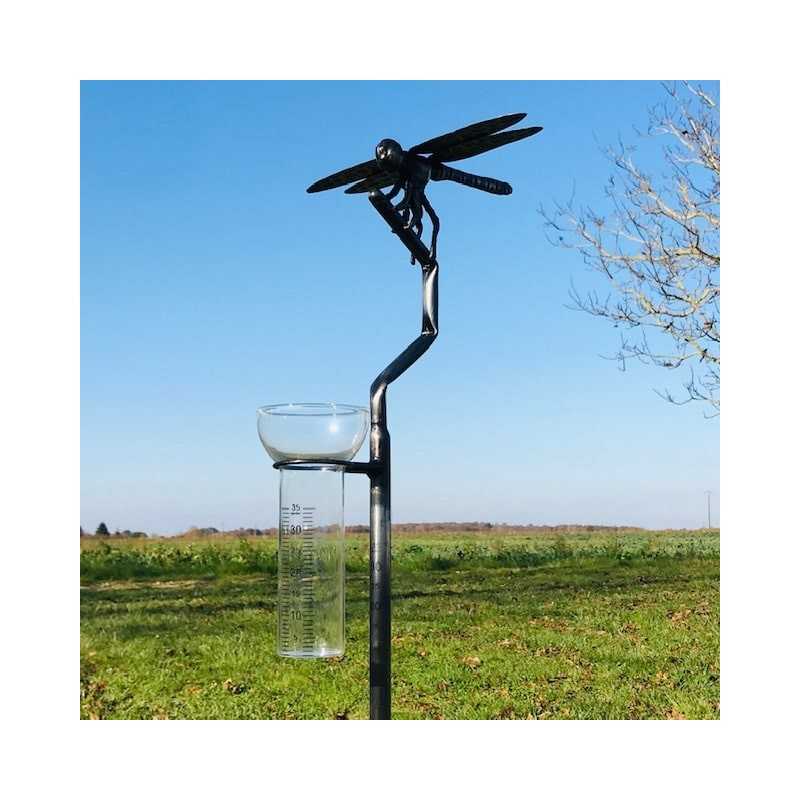 Original dekorativer Regenmesser Libelle aus geschmiedetem Edelstahl H134 cm Ansicht des Trichters