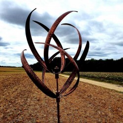 Gartenskulptur dekorative Gartenwindmühle mobiles Windspiel aus Eisen