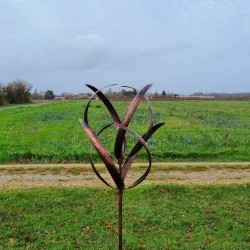 Dekorative Gartenwindmühle aus gebürstetem kupferfarbenem Eisen, Windmühle für den Garten CHAMBORD, 3/4-Ansicht