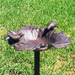 Großer Futterplatz und Vogelbad aus Gusseisen, Weinblatt braun, H-83cm