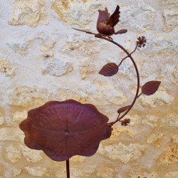 Vogelfutterstelle mit Vogelbad auf Pflanzenstab H 146 cm, Ansicht der Schale