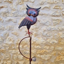 Dekoratives Garten-Windspiel aus Eisen mit buntem Eulenmotiv