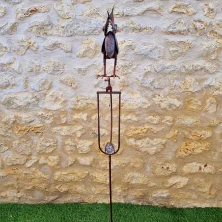 Dekoratives Garten-Windspiel aus Eisen mit buntem Eulenmotiv, Seitenansicht