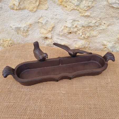 Ovales Vogelbad aus Gusseisen zum Aufstellen, braun mit schwarzer Patina, Motiv 2 Vögel