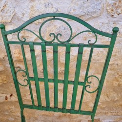 Bistro-Gartenmöbel aus Metall für 2 Personen, grün patiniert mit schwarzem Finish
