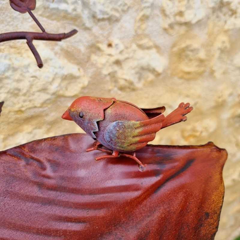 Vogelbad auf farbigem Eisenstab, Futterstelle H127 cm