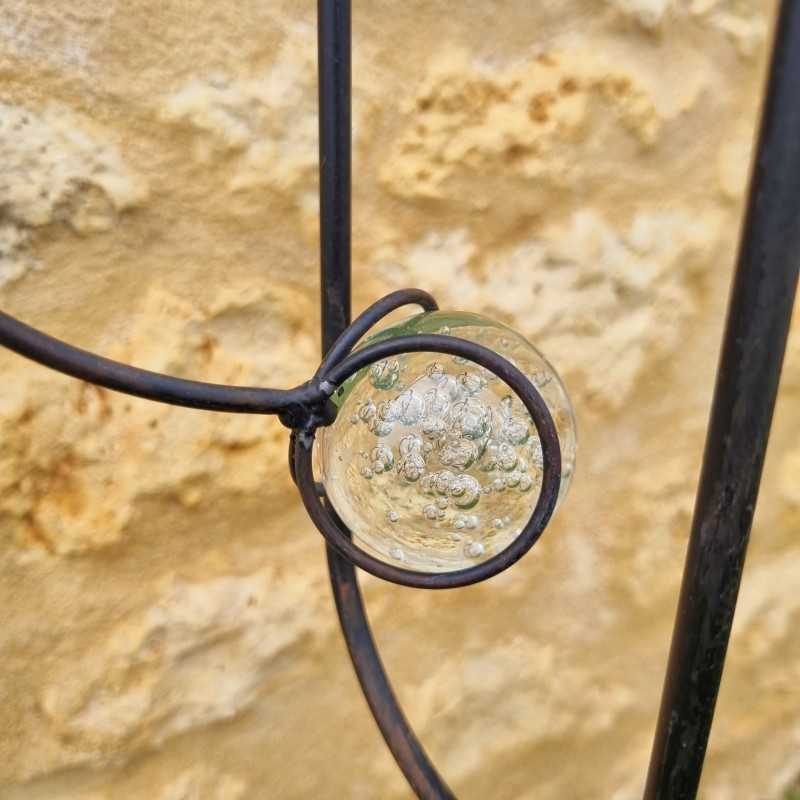 Balancier, Metallstab und Vogel aus Glas mit Hut