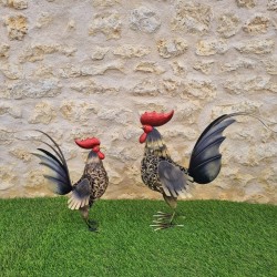 Eiserner Hahn in zwei Größen in den Farben Gold, Schwarz und Rot