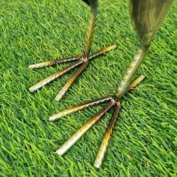 Eiserner Hahn in zwei Größen in den Farben Gold, Schwarz und Rot