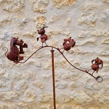 Gartenmobilé aus Eisen mit dekorativem Motiv Hunde und Knochen, 156 cm, Gesamtansicht