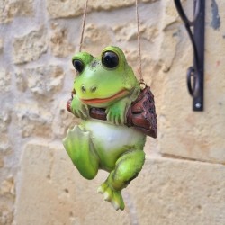 Hängender Frosch aus Harz