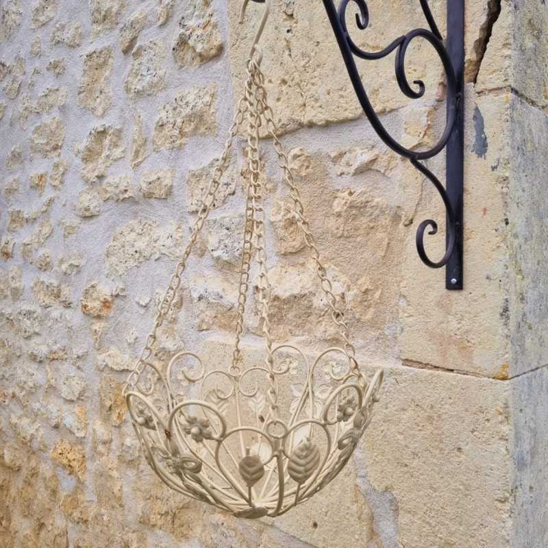 Hängender Pflanzenkorb aus patiniertem braunem Beige-Eisen