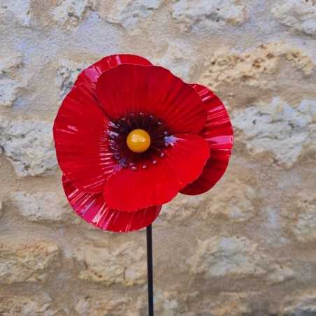 Mohn aus Eisen auf Stab
