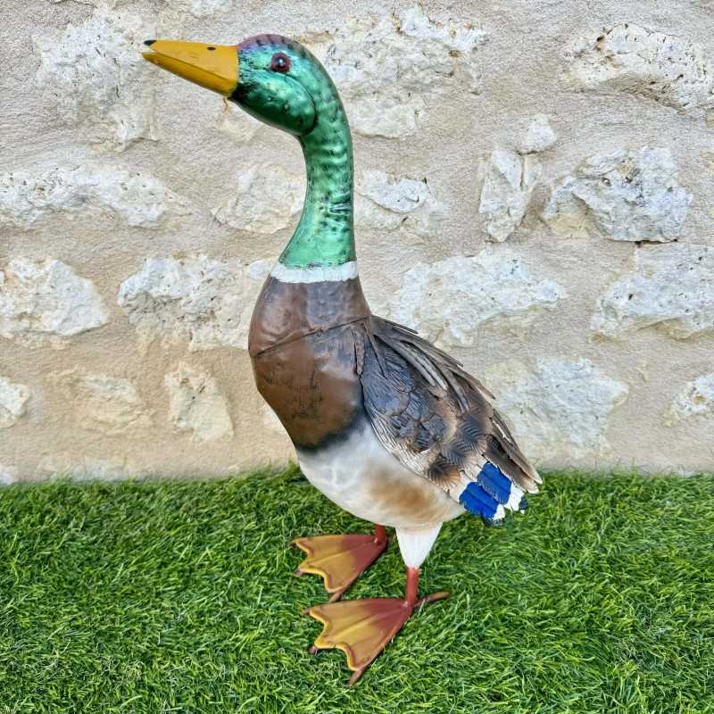 Stockentenfigur aus Metall