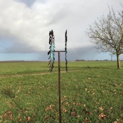 Dekorative Gartenwindmühle aus Eisen 213x60x27 Modell Budos Seitenansicht