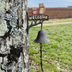 Wandglocke aus Gusseisen mit Eulen und „Welcome“ – Gesamtansicht