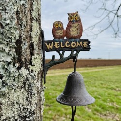 Wandglocke aus Gusseisen mit Eulen und „Welcome“ – Origineller Blickfang und herzlicher Empfang