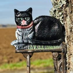 Wandglocke aus Gusseisen mit schwarzer Katze, Detailansicht der Katze