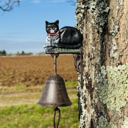 Wandglocke aus Gusseisen mit schwarzer Katze – Eleganz und Funktionalität in Ihrem Eingangsbereich
