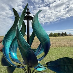 Dekorative Gartenwindmühle Azay-le-Rideau, Detailansicht der Farbe