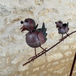 Mobiles Vogel aus patiniertem Metall, Detailansicht