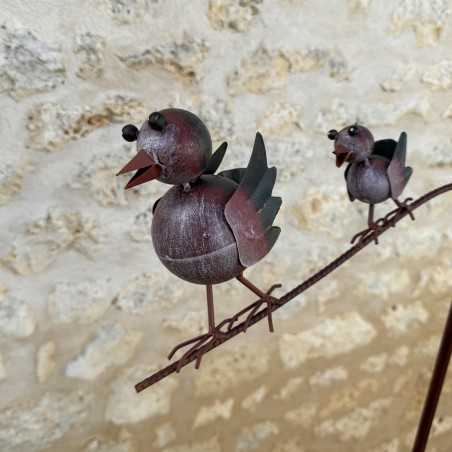 Mobiles Vogel aus patiniertem Metall, Detailansicht