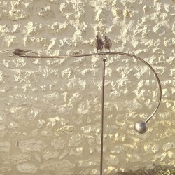 Mobile de jardin inox mit Metall-Schwalben – design- und poetische Windskulptur Lézard du Jardin