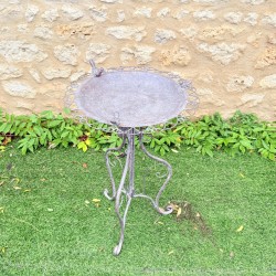 Dekoratives Vogelbad auf Ständer Lézard du Jardin