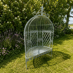 Metallbank mit Kuppelbogen für Rosen und Clematis