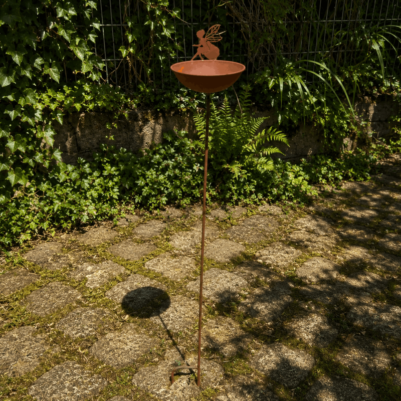 Feen-Vogelfutterstelle auf Gartenstab – 118 cm