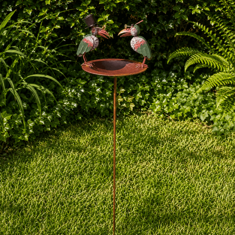 Vogelfutterstelle mit Raben auf Gartenstab – 110 cm