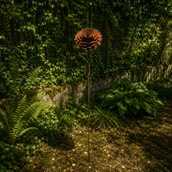 Hoher Gartenstecker Rose aus Metall – 160 cm