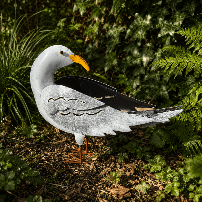 Vogelskulptur Möwe mit gelbem Schnabel